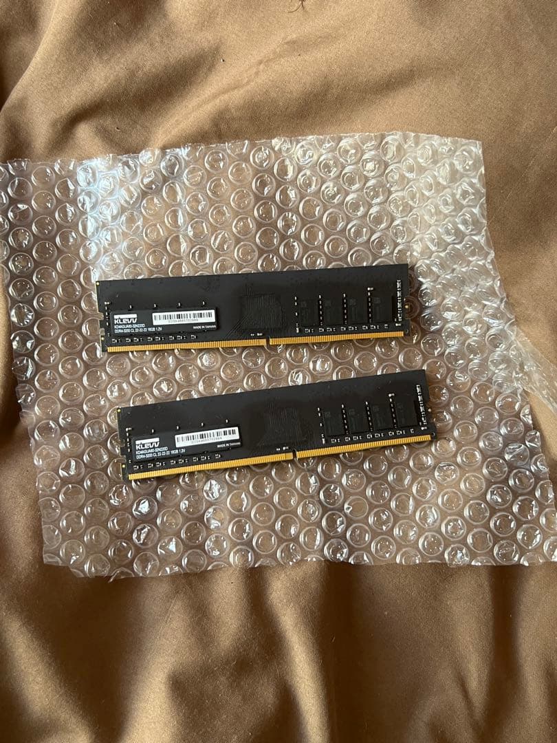 エッセンコアクレブ メモリDDR4 3200MHz 32GB（16GBx2枚）