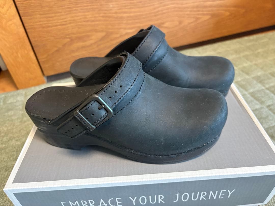 ダンスコ　イングリッド　35 ブラック