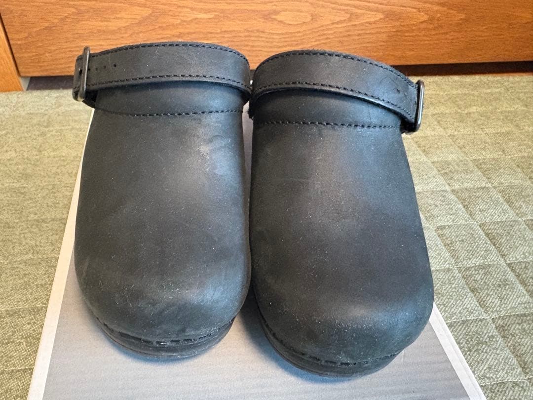 ダンスコ　イングリッド　35 ブラック