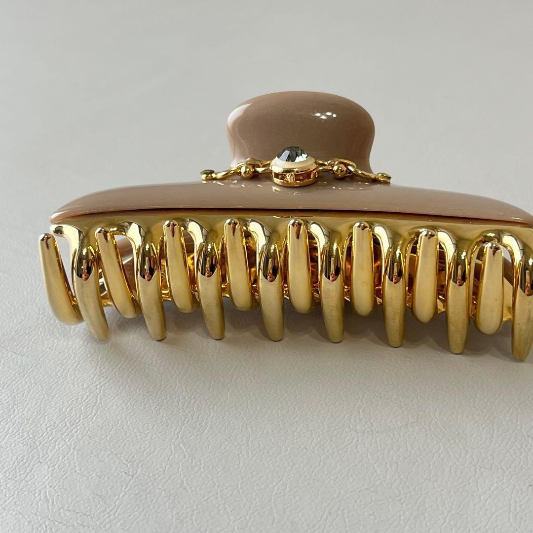 【美品】acca ヘアクリップ　ベージュ　ビジュー付き　イタリア製
