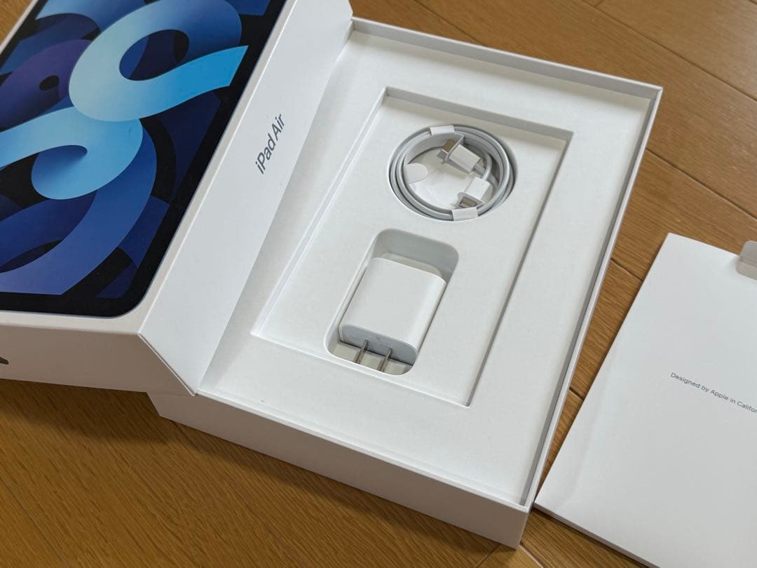 ★りんりん★【診断済み】iPad Air 4 256GB スカイブルー