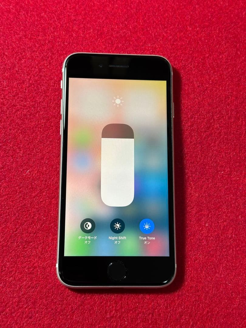 【2699】iPhone SE3第3世代スターライト 64GB simフリー