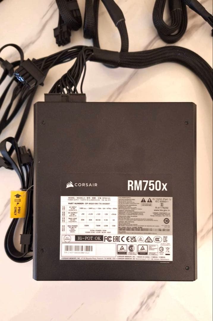 ★Corsair RM750x PC電源ユニット 750W 80PLUS
