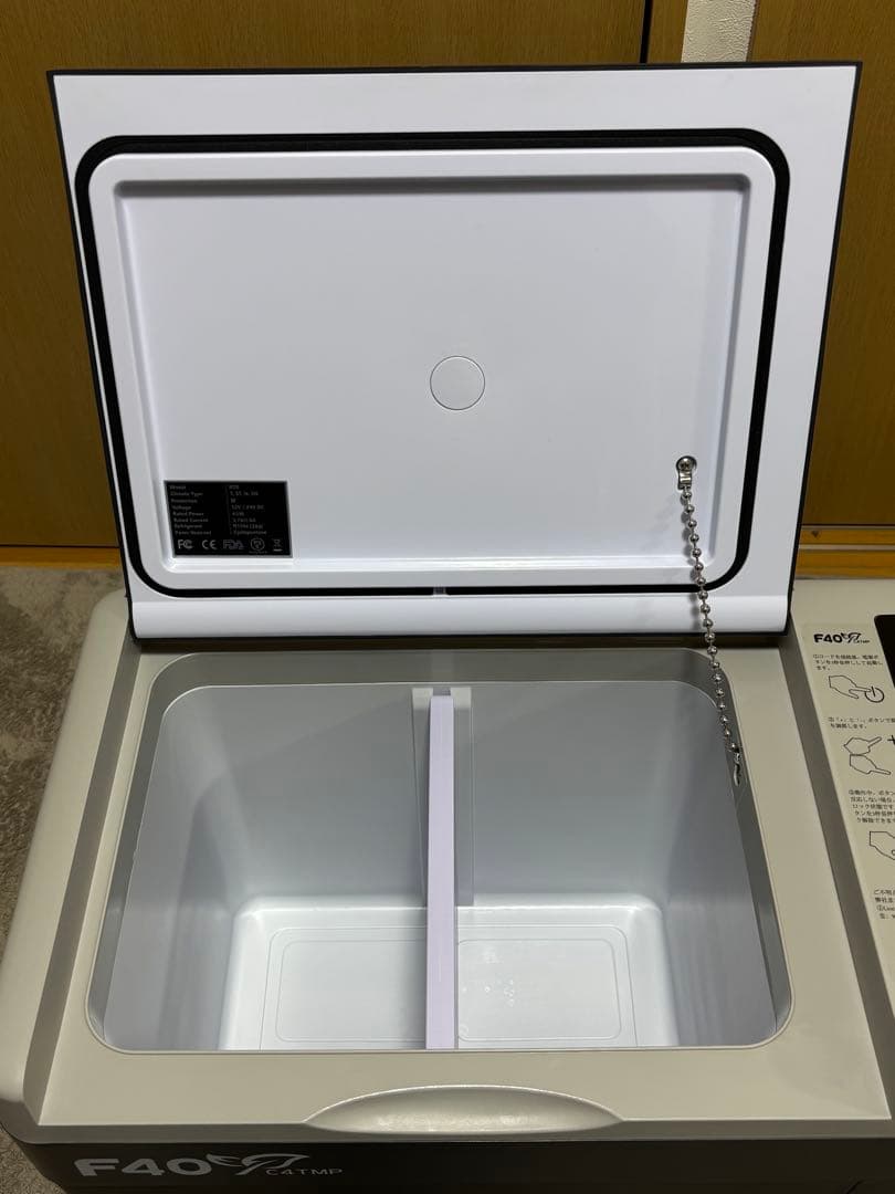 車載ポータブル冷蔵庫 F40C4TMP 28L大容量 12V DC