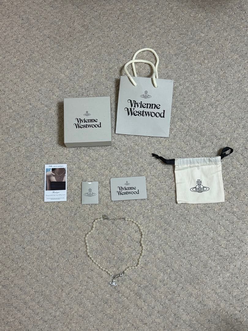Vivienne Westwood パールネックレス　かやゆー着用