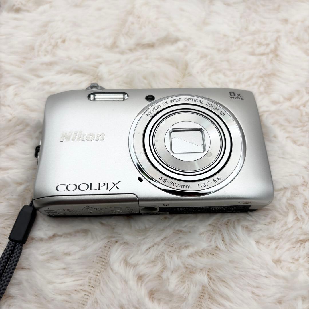 Nikon COOLPIX S3600 シルバー 訳あり