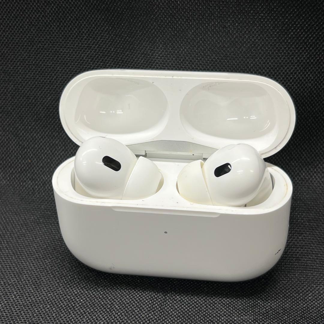 k*n様 he【used】AirPods Pro エアポッツプロ　A2698