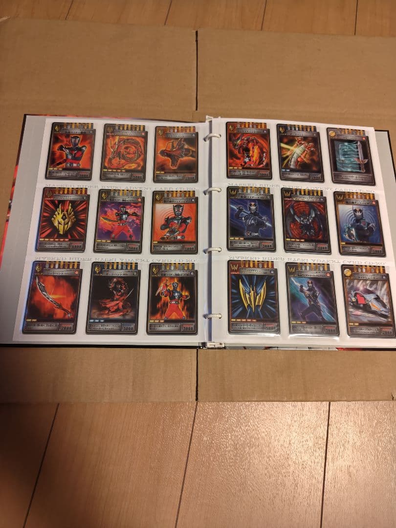 仮面ライダー龍騎 コンプリート カード ファイル アドベントカード　２２６枚