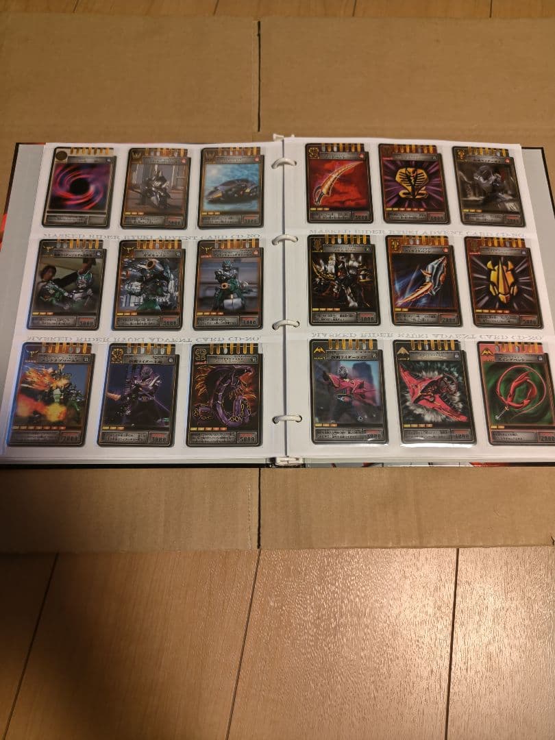 仮面ライダー龍騎 コンプリート カード ファイル アドベントカード　２２６枚