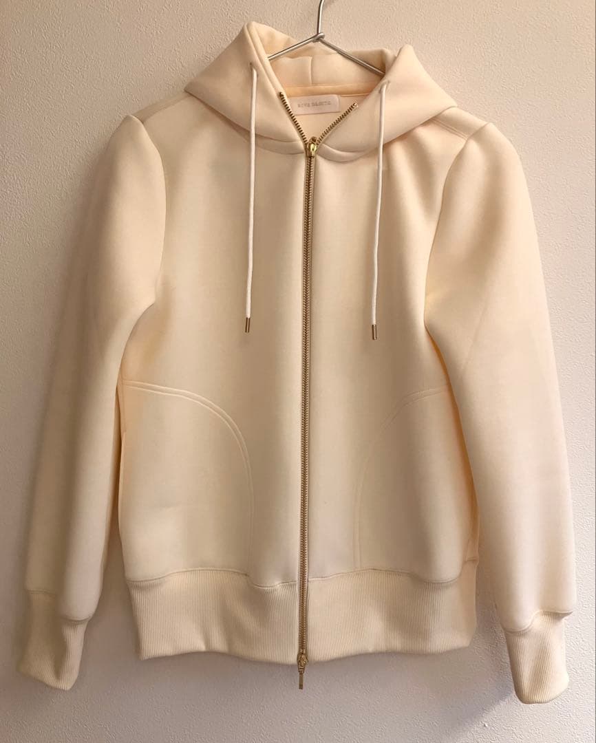スポンジダンボールZIPパーカーカットソー