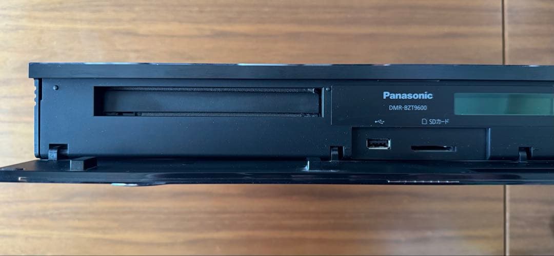 HDD搭載ハイビジョンブルーレイディスクレコーダー DMR-BZT9600