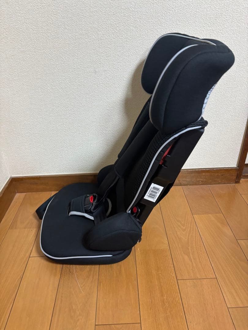 mii様【美品】チャイルドシート トラベルベストECプラス　手洗い日光消毒済み