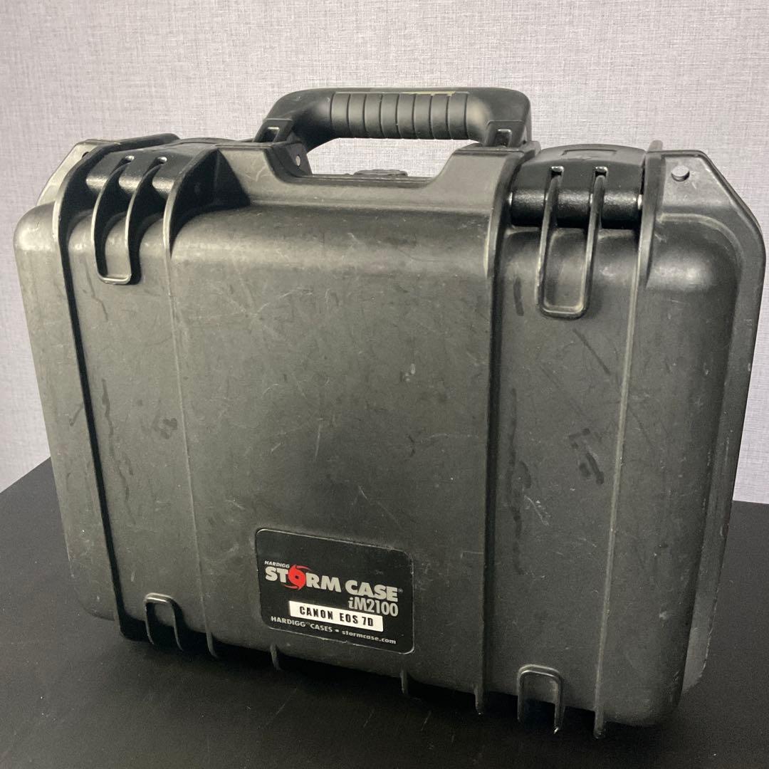 Canon デジタル一眼レフカメラ 本体 ハードケース付き 動作未確認