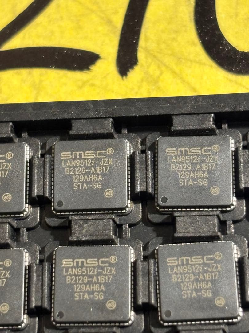 (10個) 集積回路　ICチップLAN9512I-JZX。新品同様。未使用。