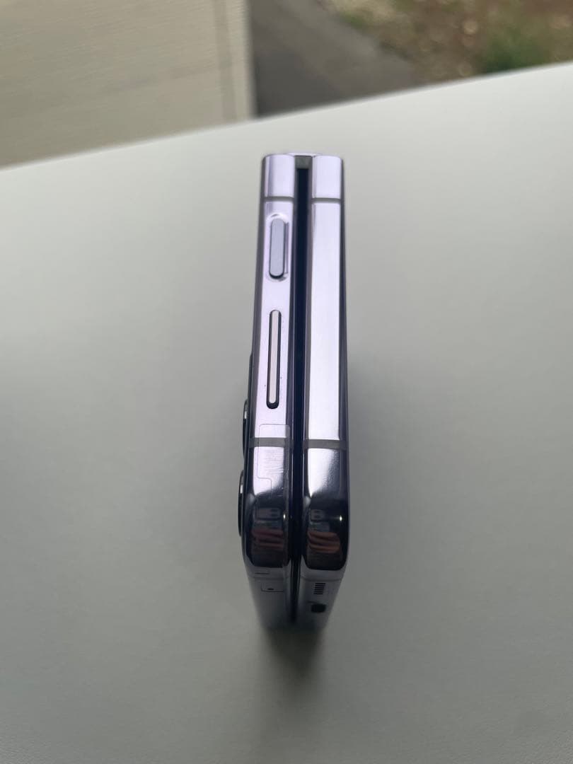 携帯電話本体 Samsung Galaxy Zflip4