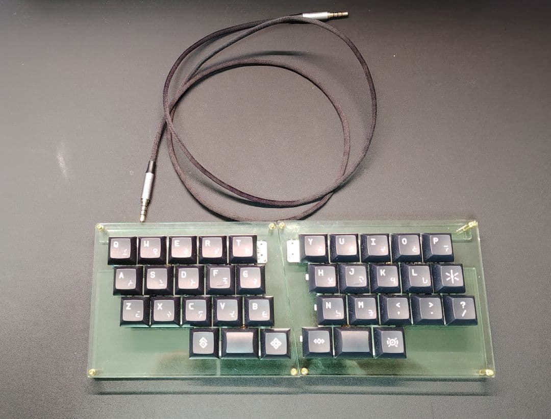 Gravity36　有線分割型キーボード　ロウスタッガード　完成品　中古