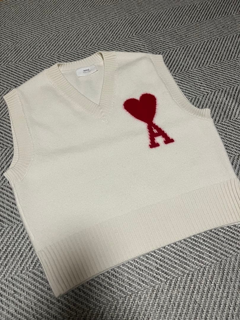 ぽ　美品⭐︎amiのニットベスト　白S
