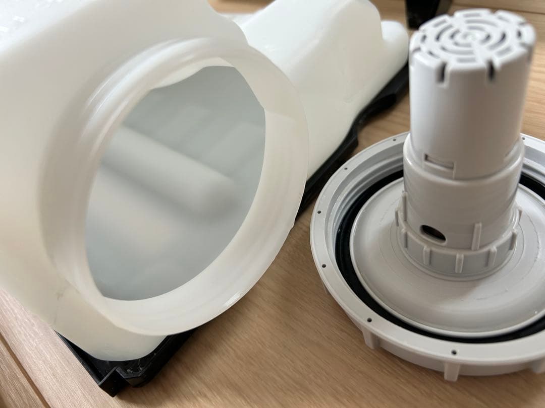 SHARPプラズマクラスター 除加湿空気清浄機 KC-HD70-W 2021年製