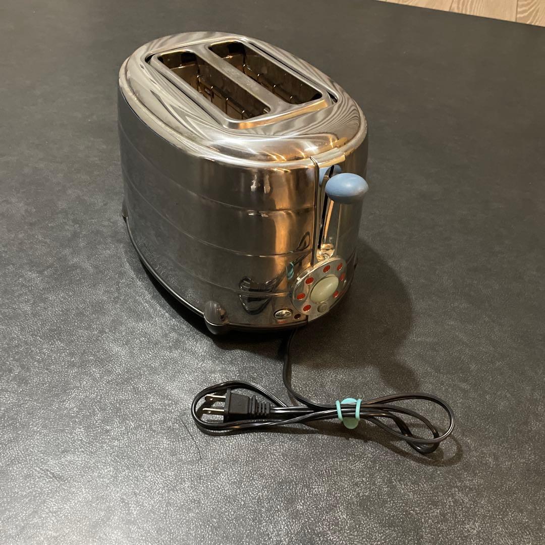 アレッシイのステンレス製 2スロットトースター