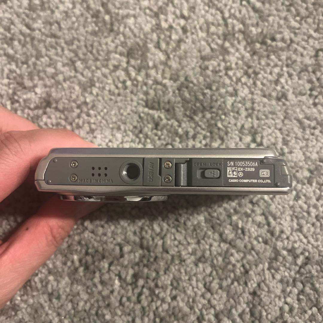 CASIO EXILIM 161MP 6倍ズーム