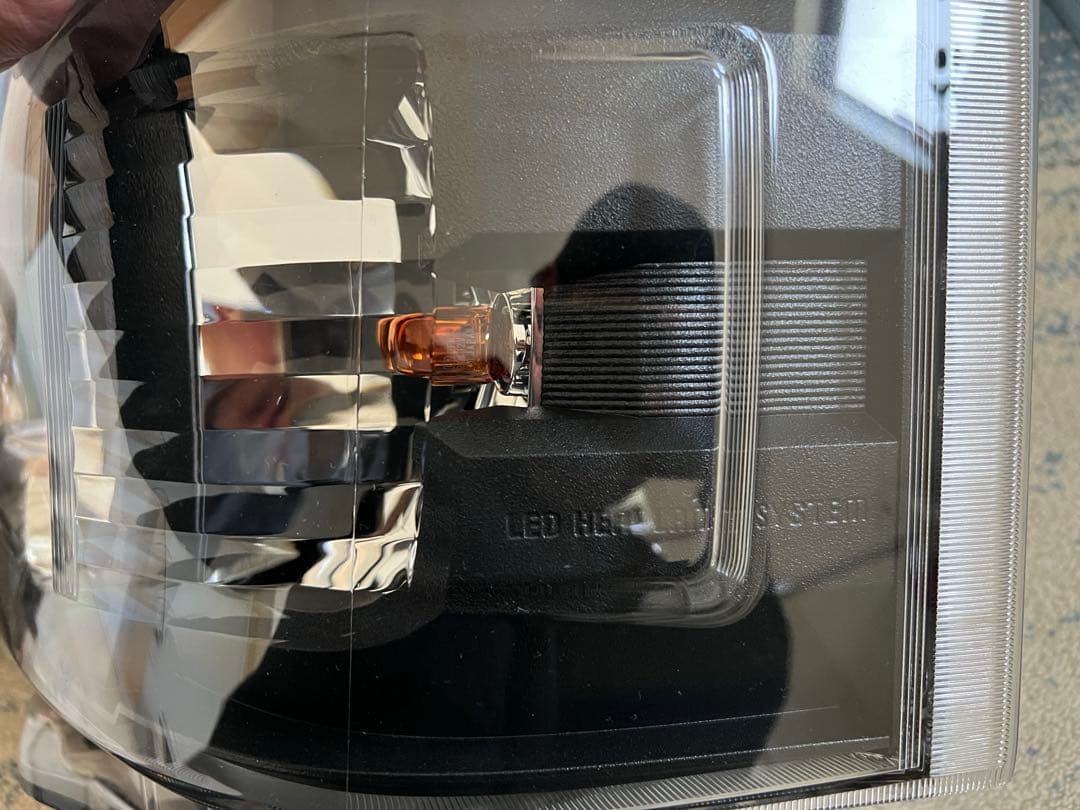 7*Ⅶ様 トヨタ ハイエース 7型 ヘッドライト インナーブラック ラプター