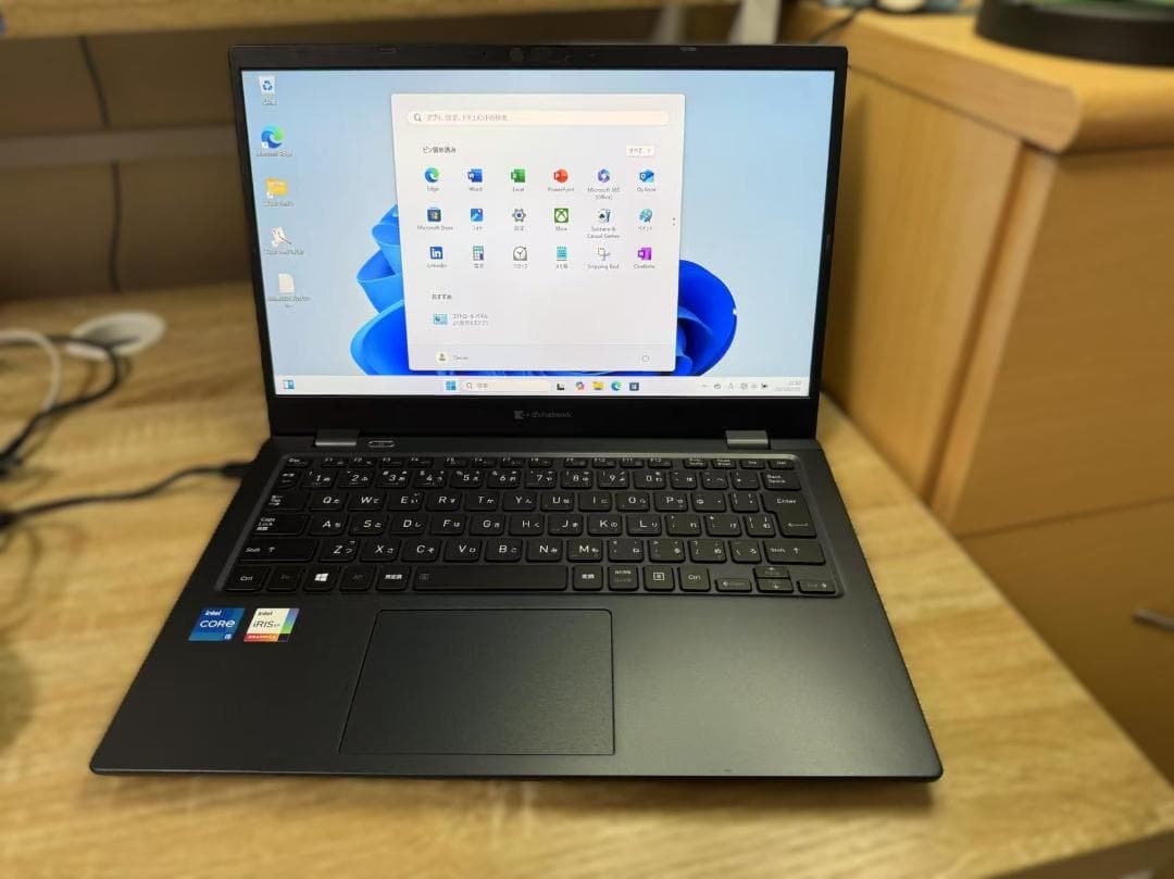 超美品 Dynabook G83 第十一世代 8GB　Office付き