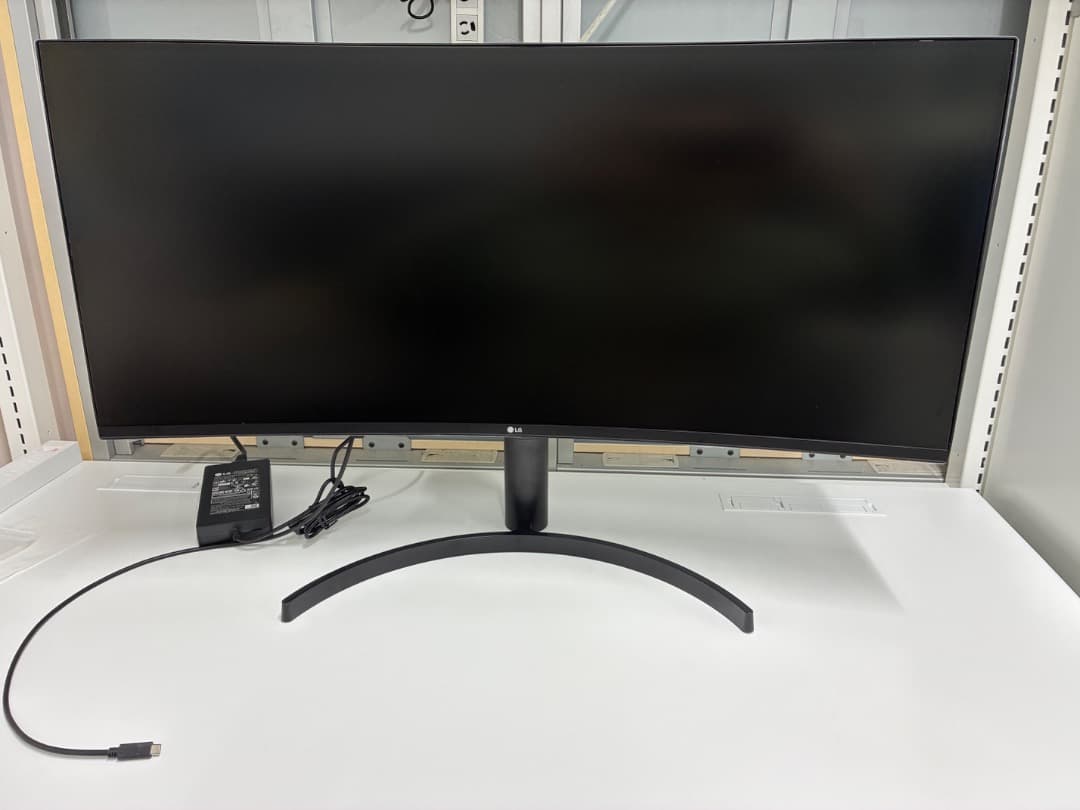値下げ！【美品格安】LGモニター35インチ 曲面ウルトラワイド6/14まで販売