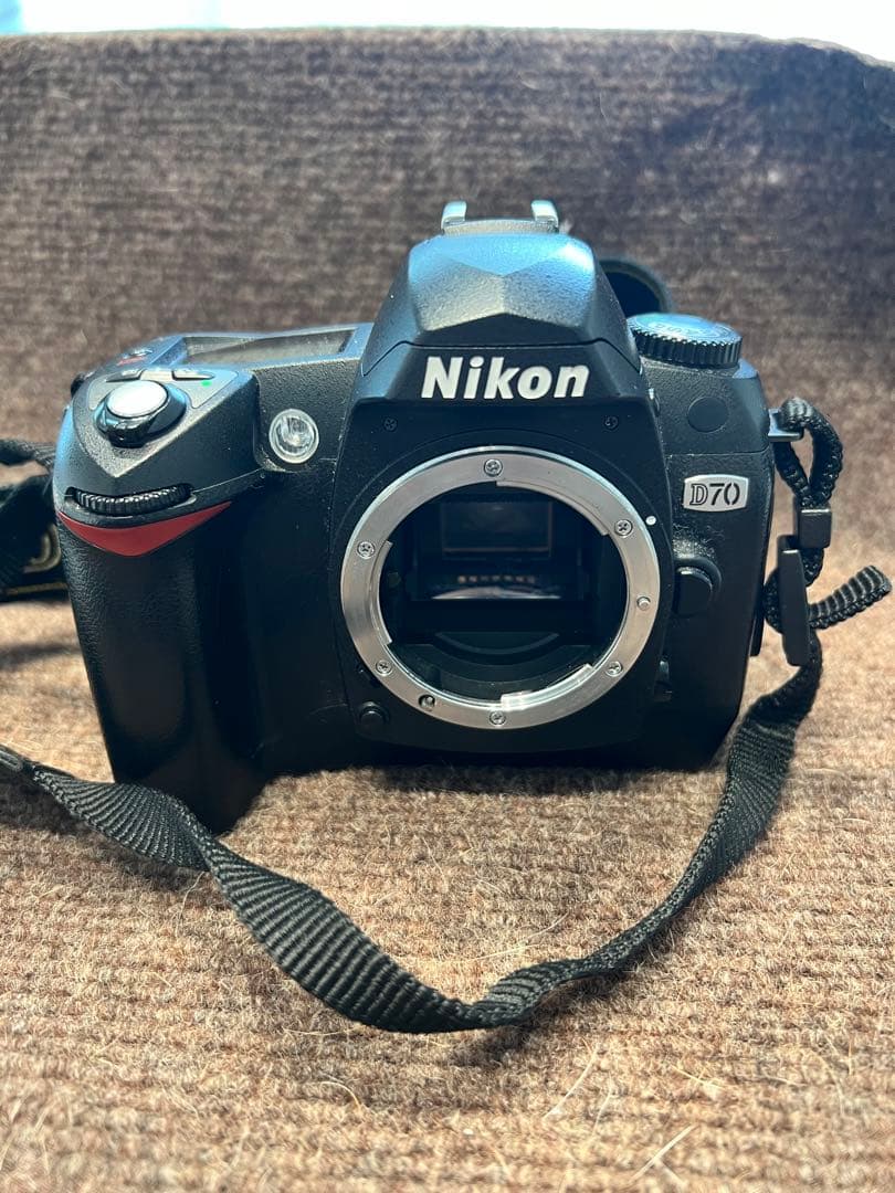Nikon D70 一眼レフ