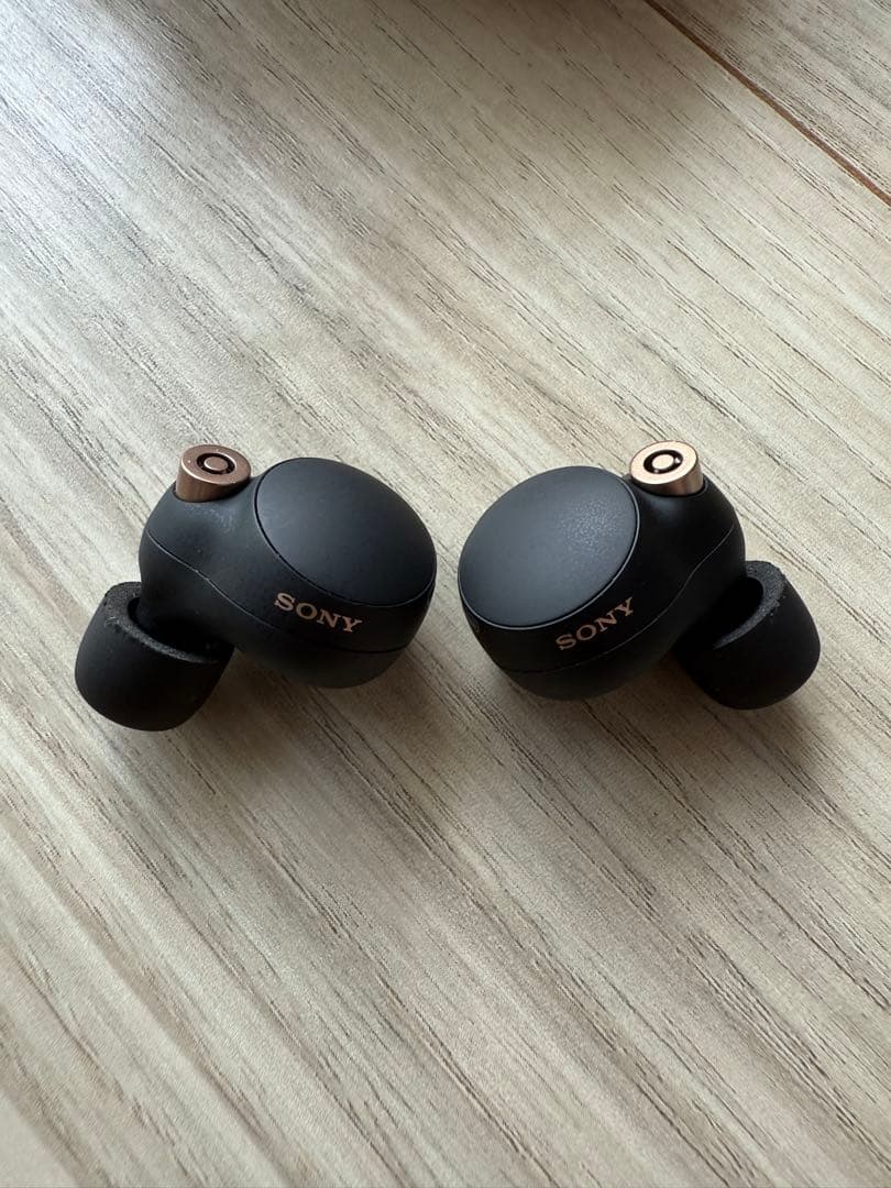 【美品】SONY WF-1000XM4 ワイヤレスイヤホン ブラック 1ヶ月使用