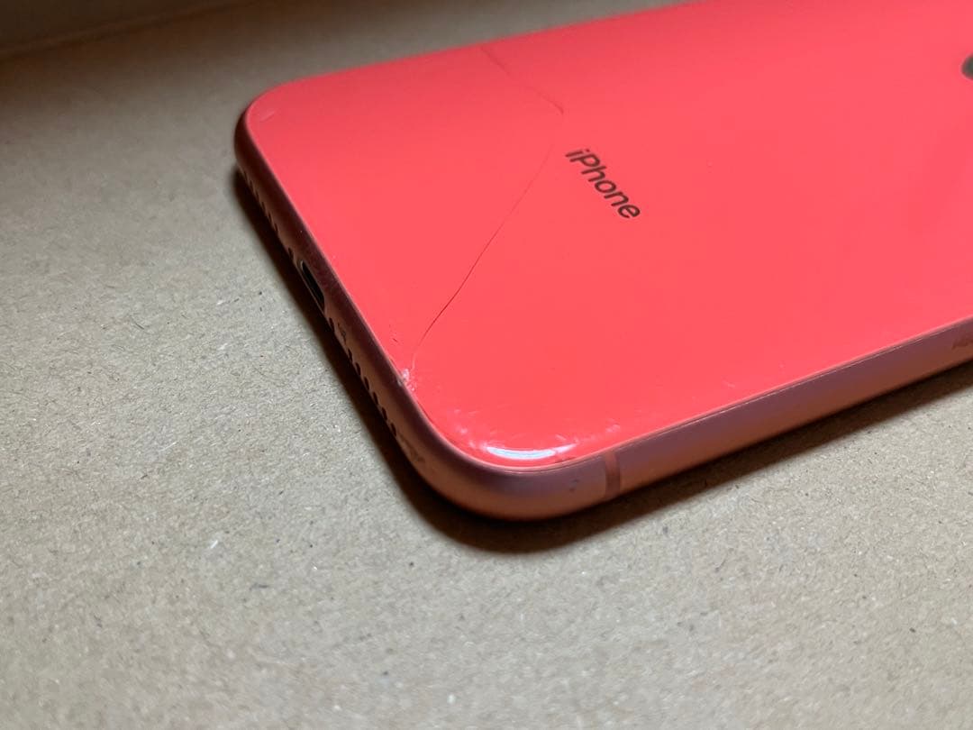 iPhone XR Coral 128 GB SIMフリー