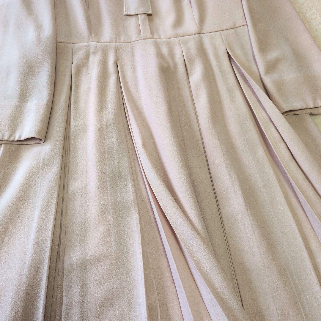 セルフォード ボウタイプリーツワンピース　セレモニー　ライトベージュ　M