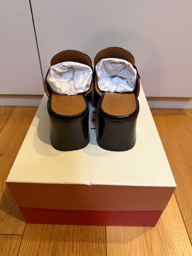 SALE❗️MARNI Black leather heeled mule 36
