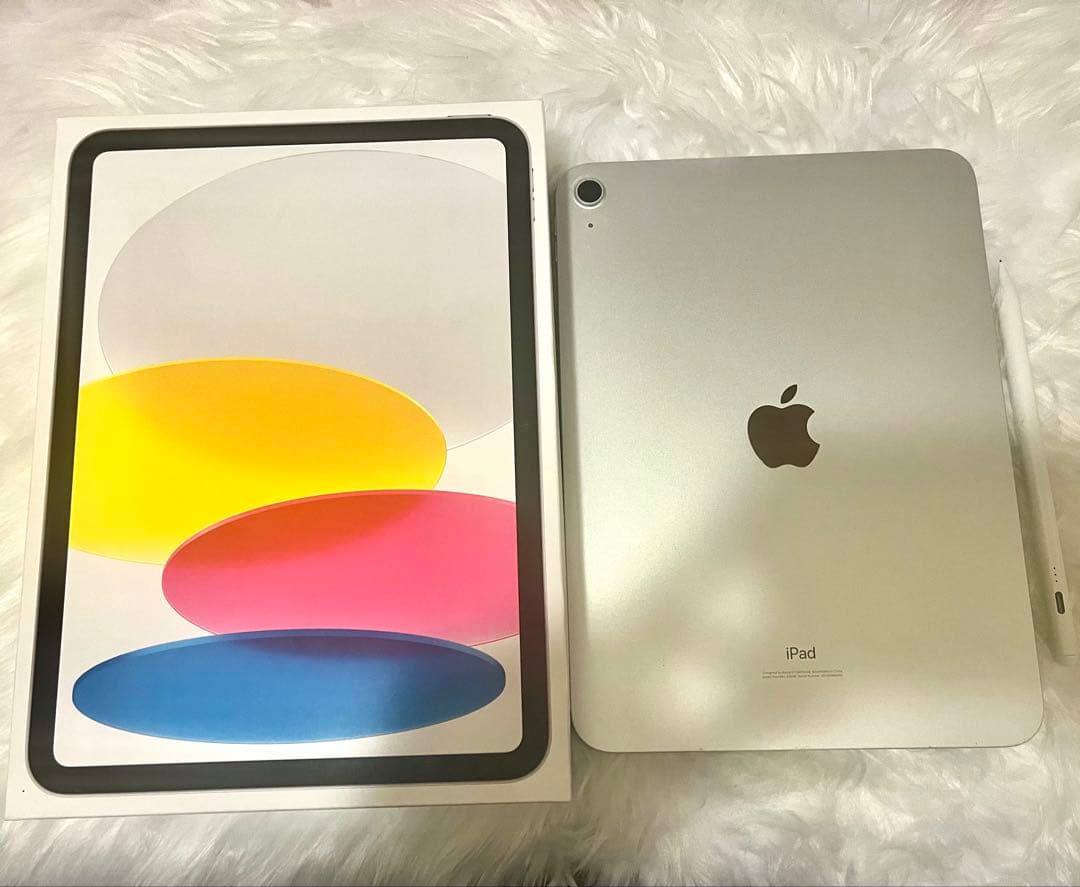 iPad第10世代　64GB シルバー　Wi-Fiモデル