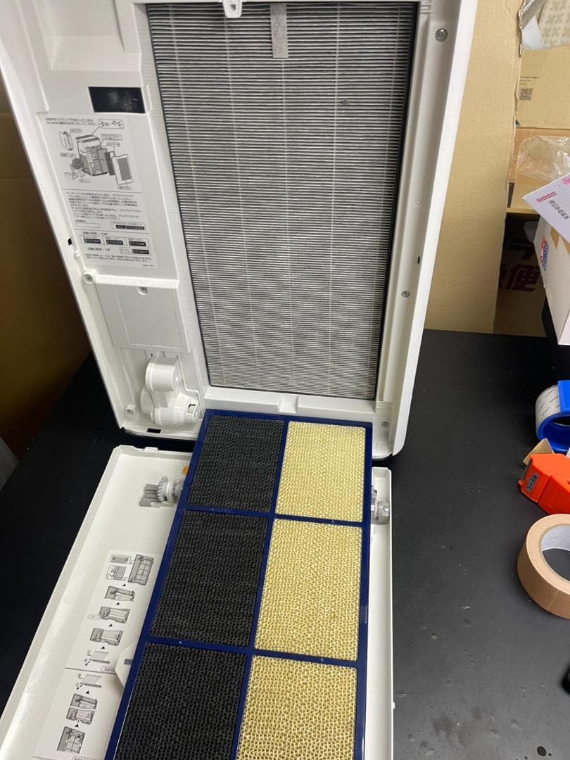 SHARP シャープ KI-JP100-W 加湿空気清浄機 2019年製