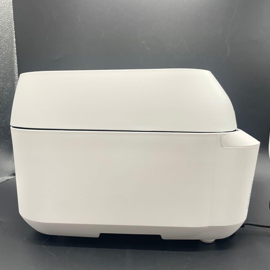 ◯東芝 真空圧力IH炊飯ジャー 5.5合炊き 2025年製 ホワイト