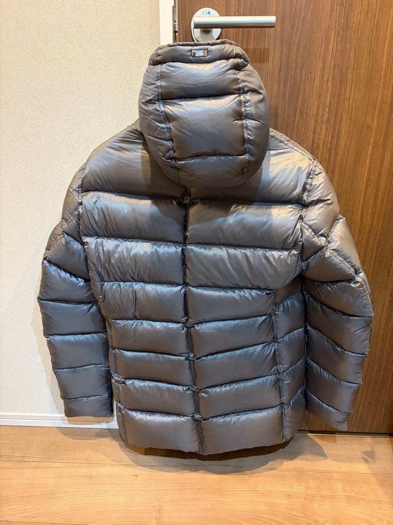 美品　ヘルノ HERNO ダウンコート n-3b 型　48