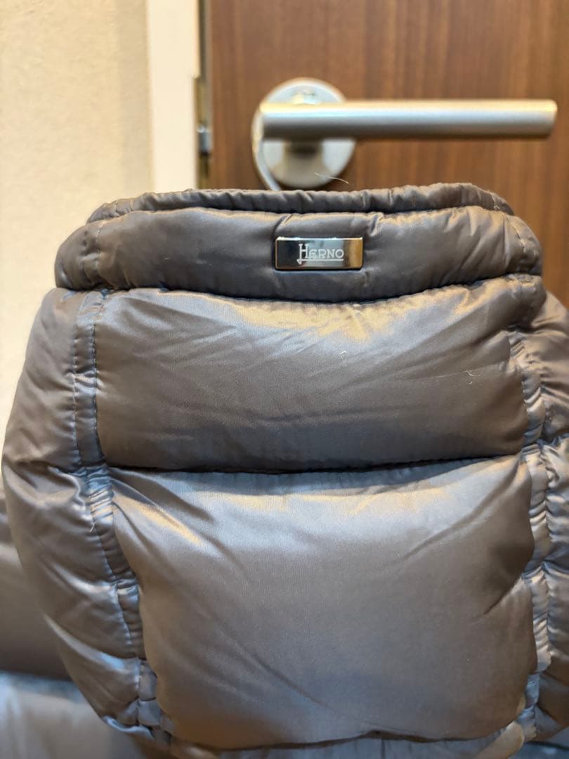 美品　ヘルノ HERNO ダウンコート n-3b 型　48