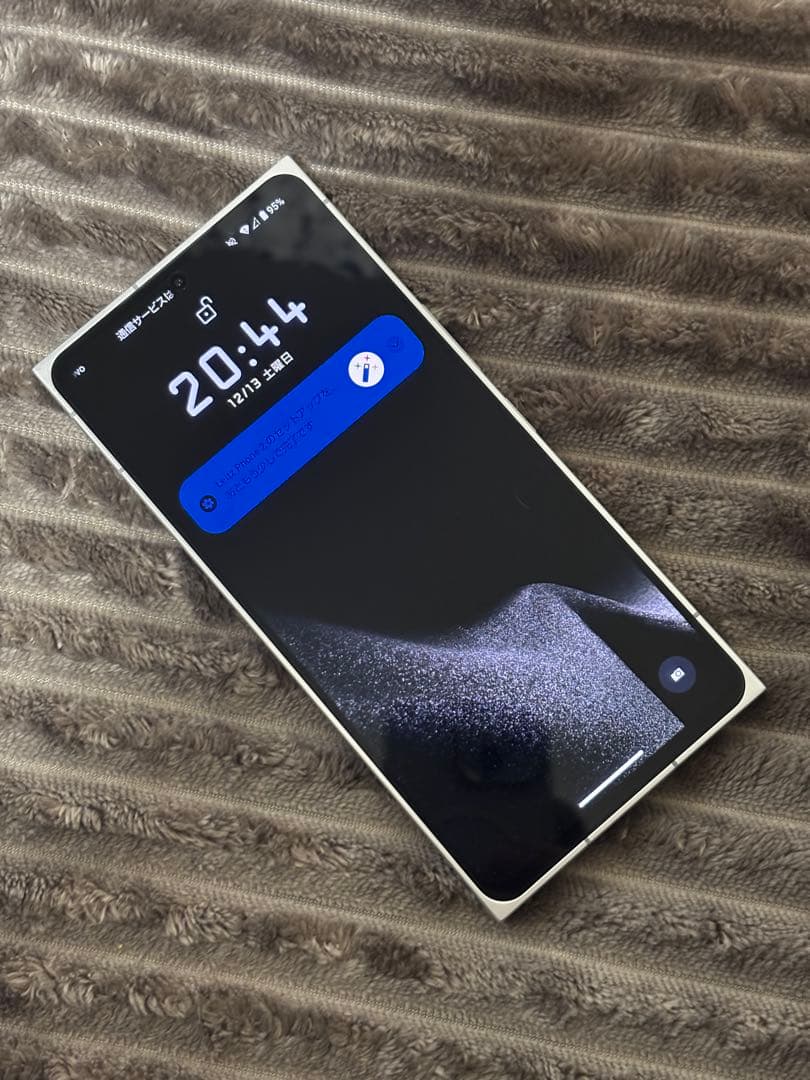 超美品　ライツフォン2 本体、レンズカバー付き