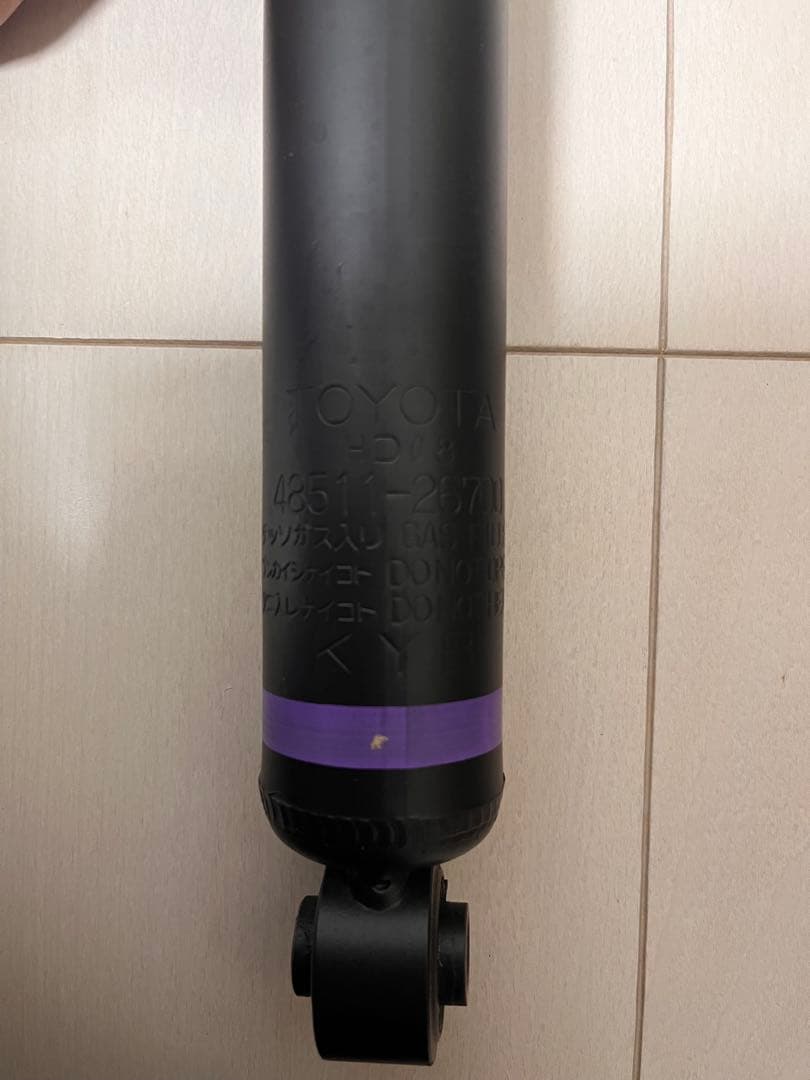 ハイエース200系8型新車外しショックアブソーバー2025年8月納車外し