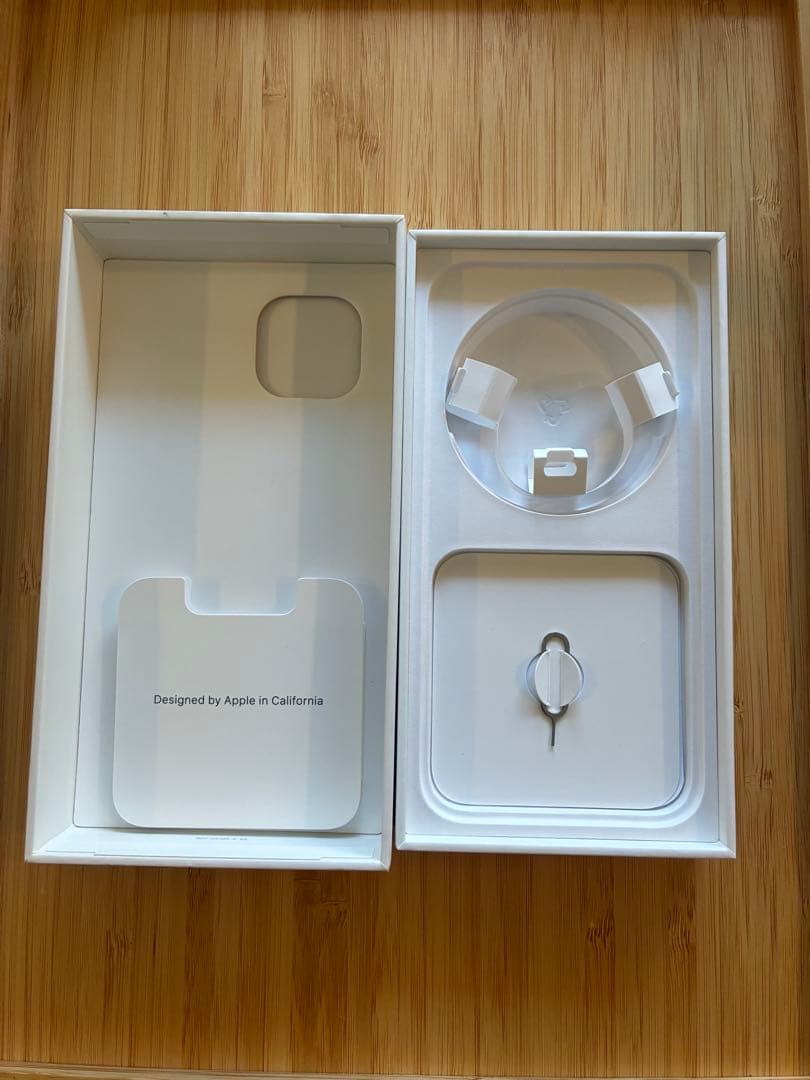 Apple iPhone 13 青色 本体と箱付き