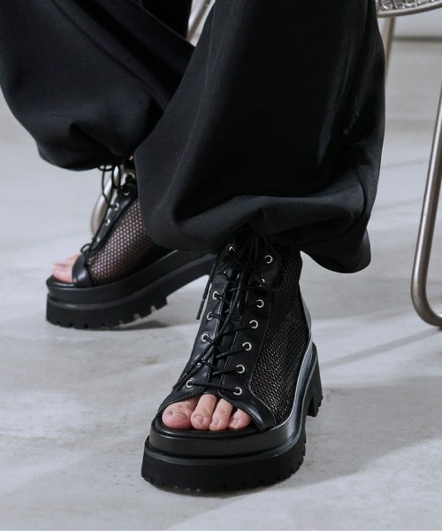 新品未使用　Ellno Loset エルノロゼット　メッシュブーツサンダル