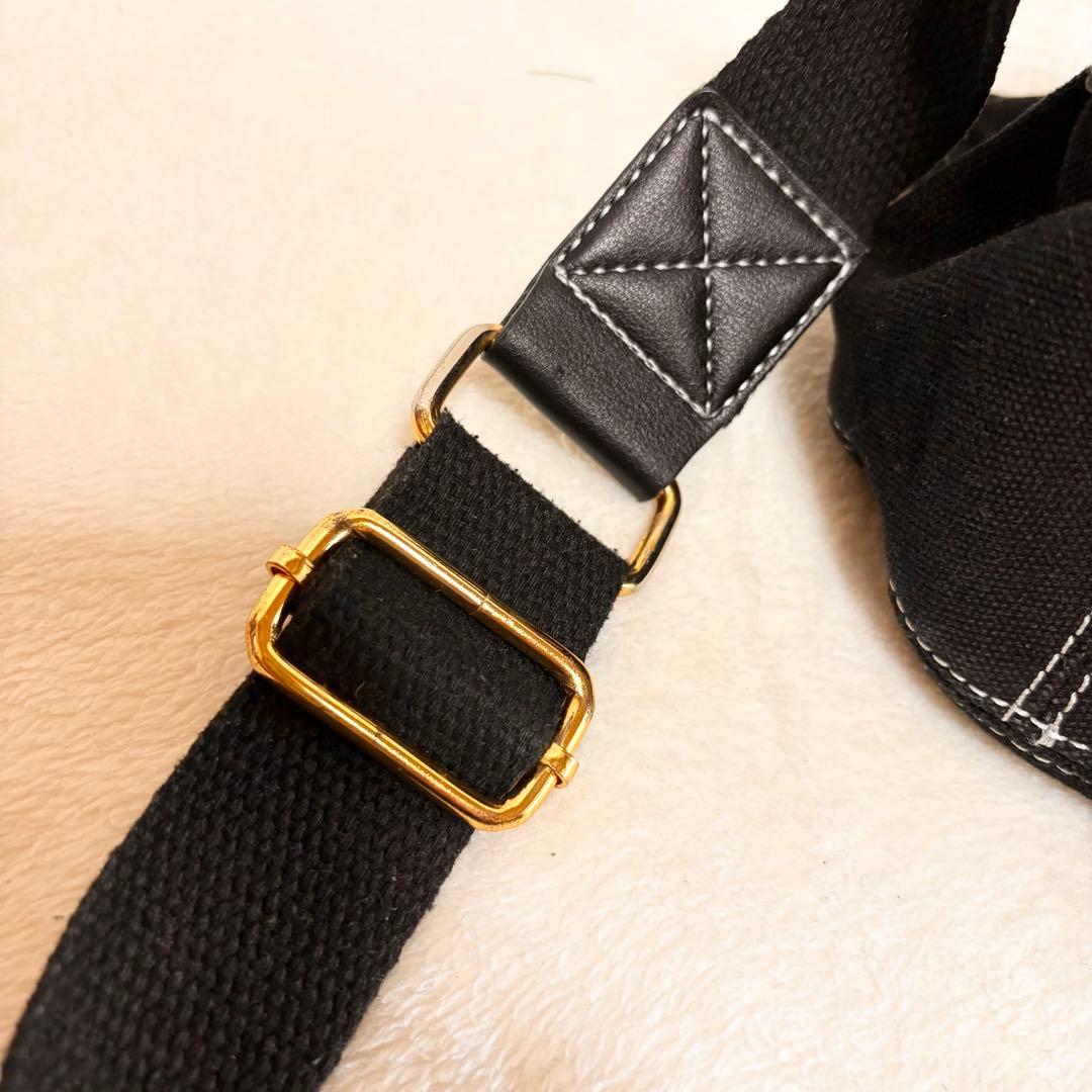 Vivienne Westwood デカオーブブラックキャンバスショルダーバッグ