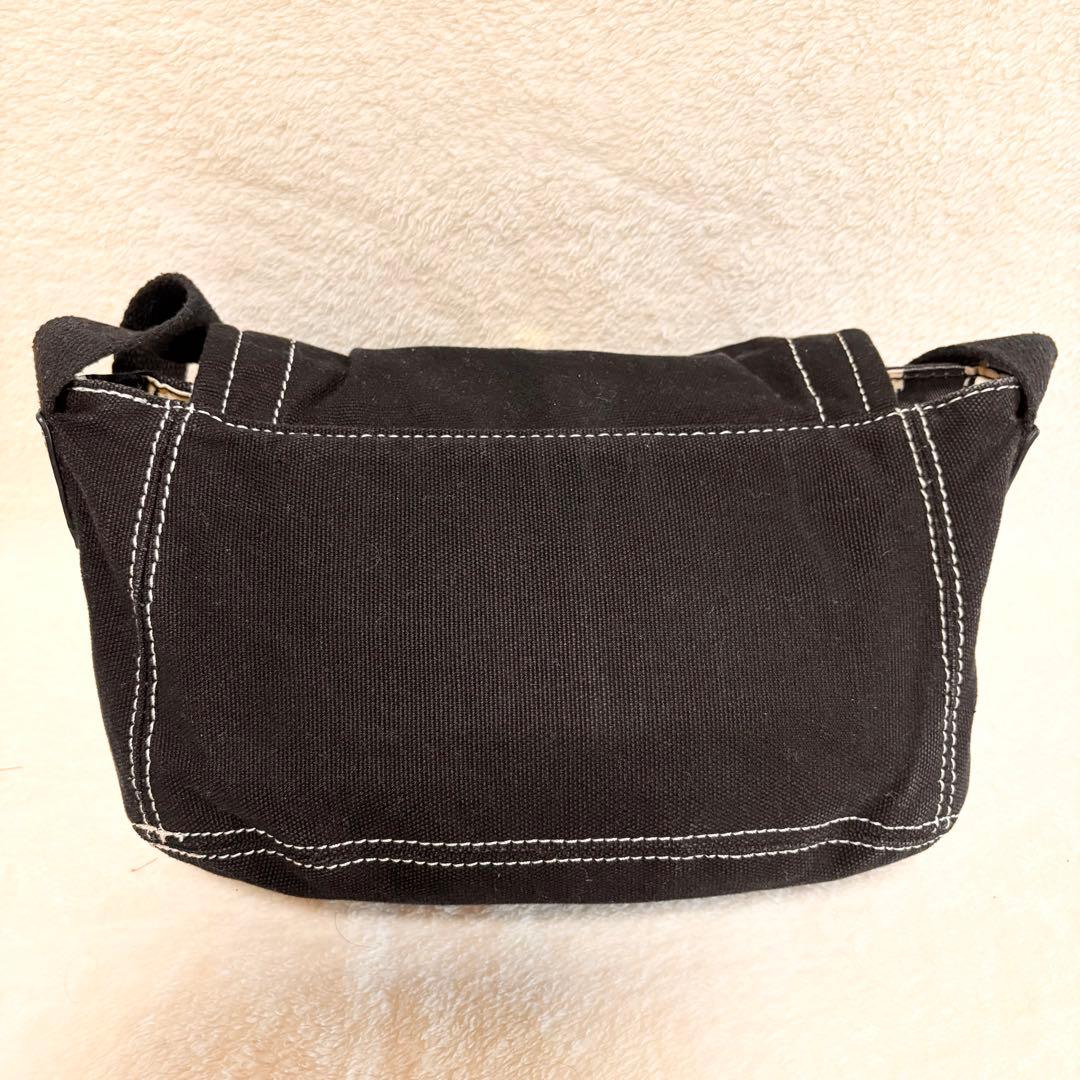 Vivienne Westwood デカオーブブラックキャンバスショルダーバッグ