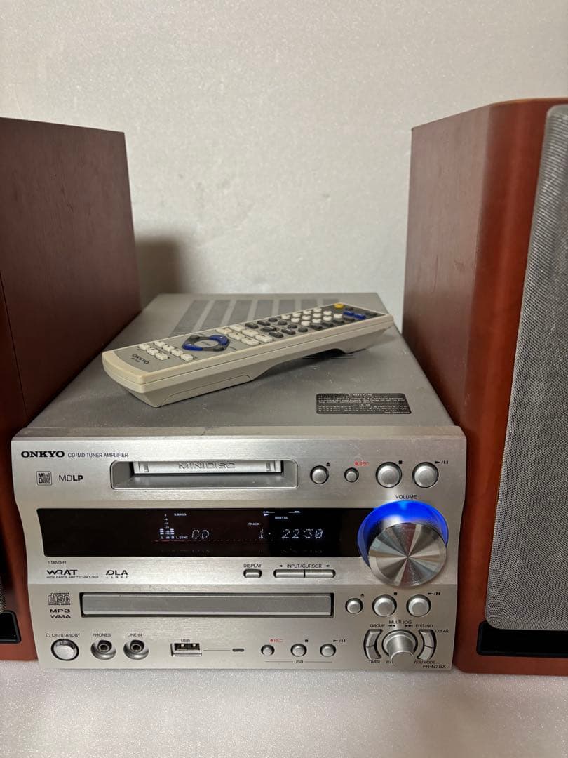 ONKYO CD MD コンポ 木製スピーカー付き　FR-N7SX リモコン付