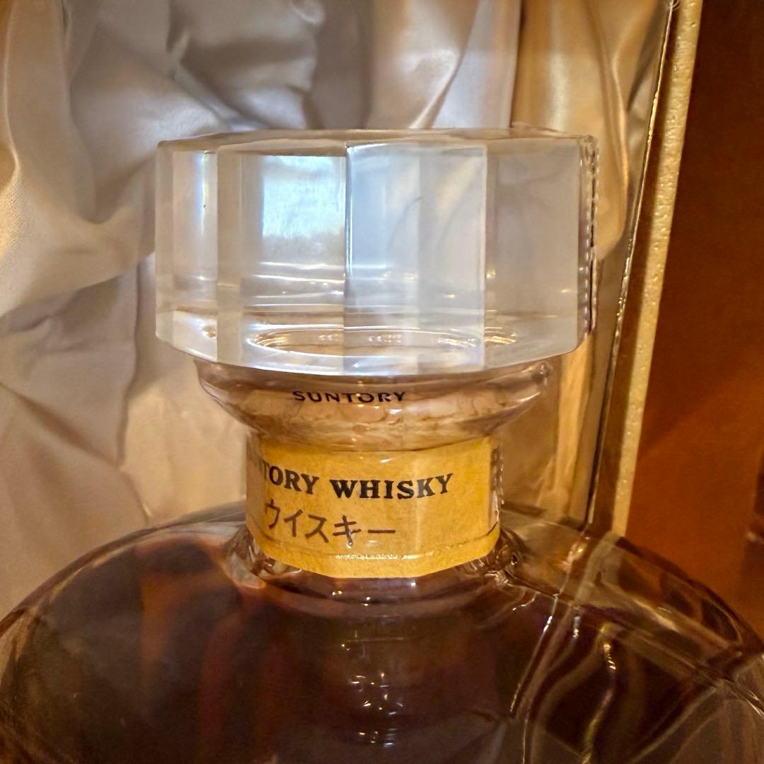 サントリー響30年GOLD金箱観音開き SUNTORYHIBIKI30年古酒