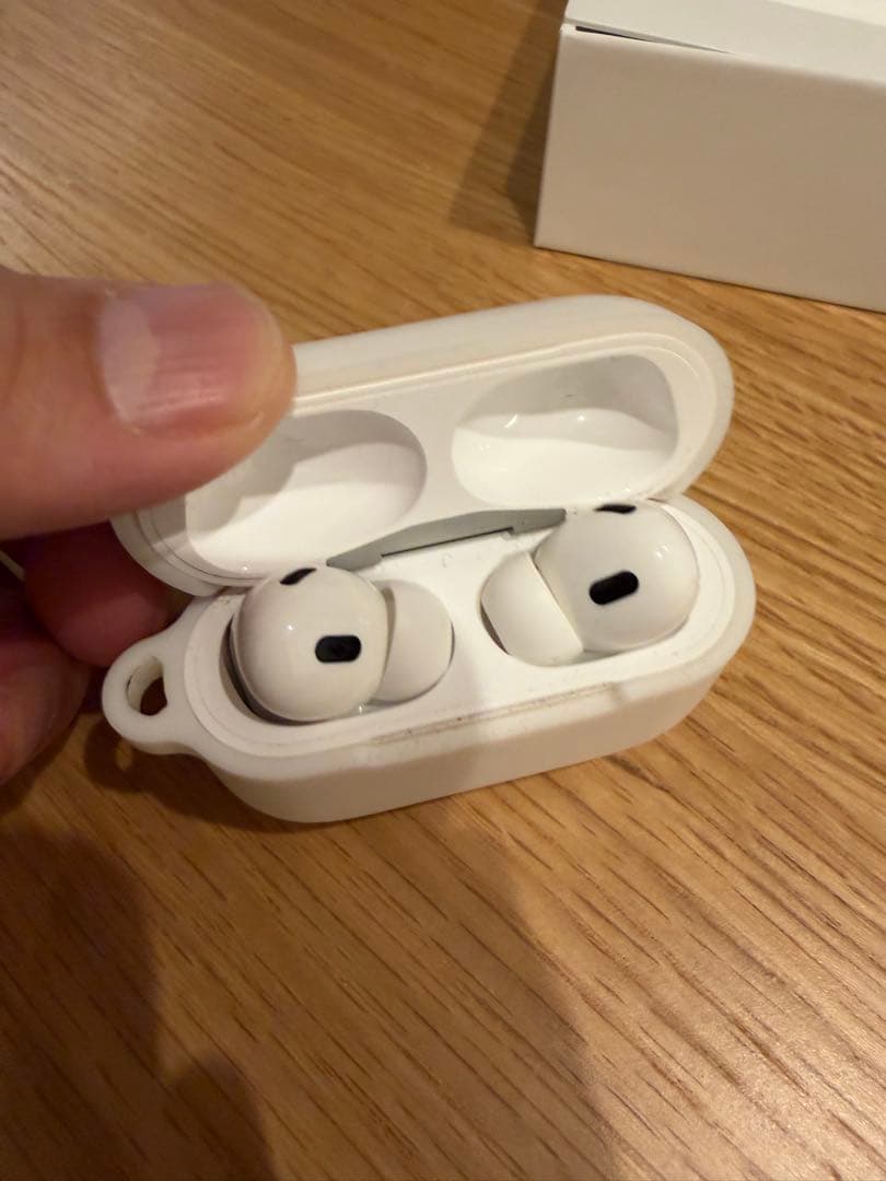 超美品⚫︎airpods pro2⚫︎ typeC充電⚫︎箱イヤパット付き