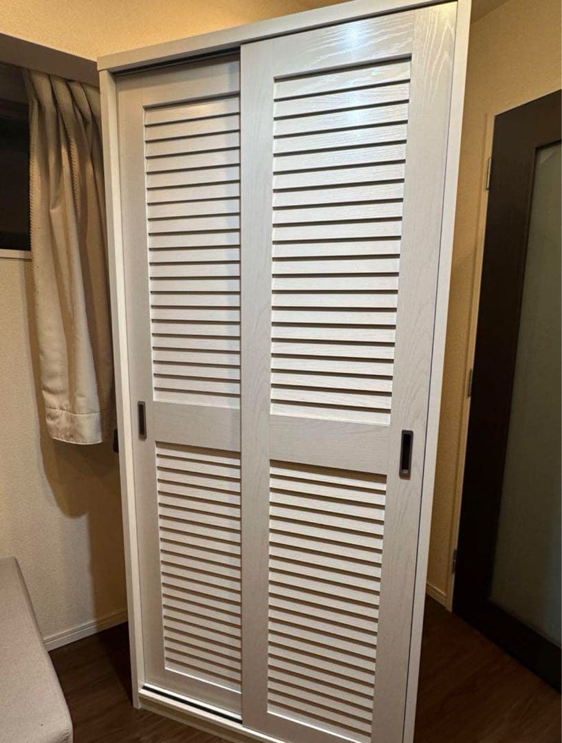 更に！期間限定大幅値下げ！ナカムラ引き戸ロッカー 比較的美品 説明書全ネジ付き