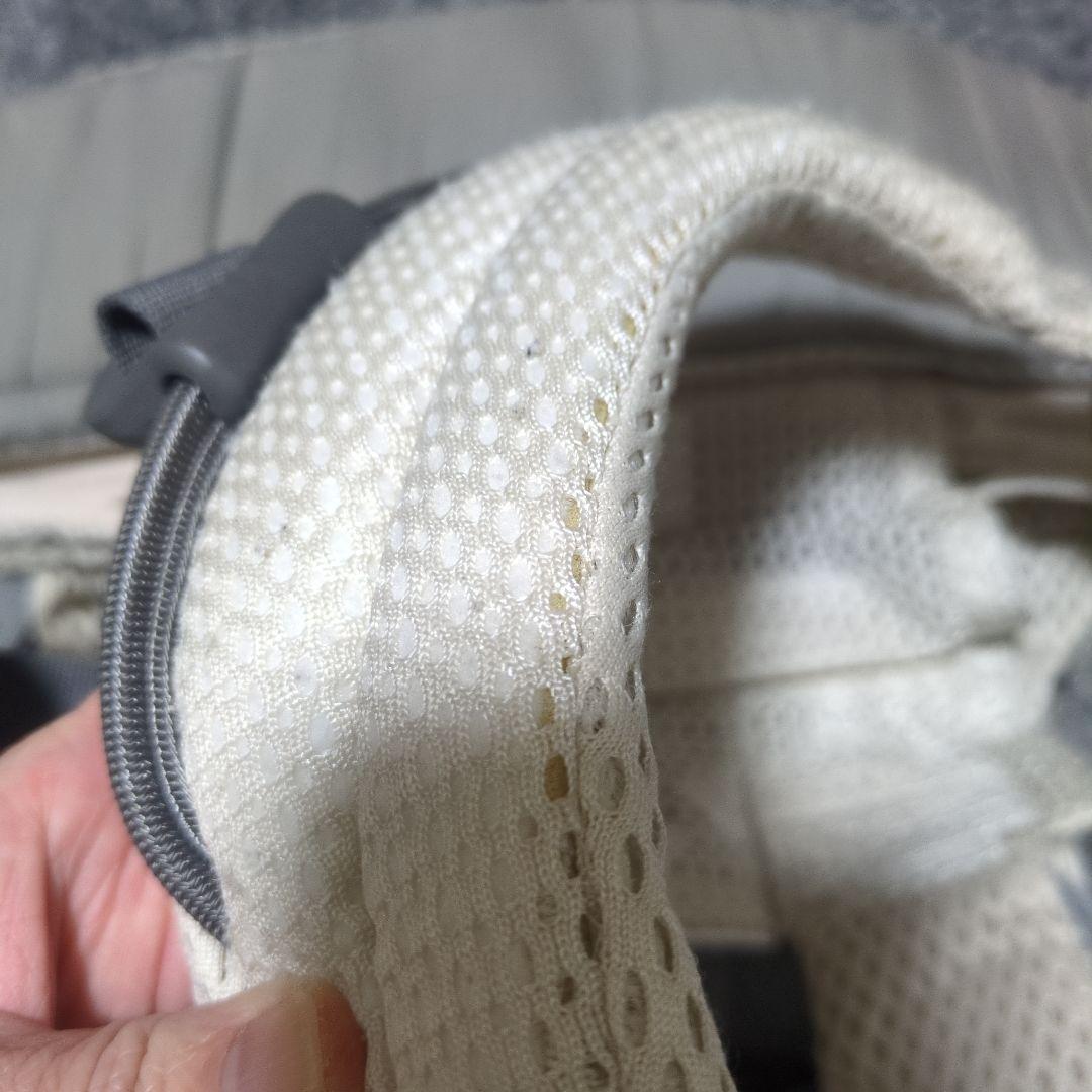 BABYBJÖRN 抱っこ紐　ハーモニー　クリーム色