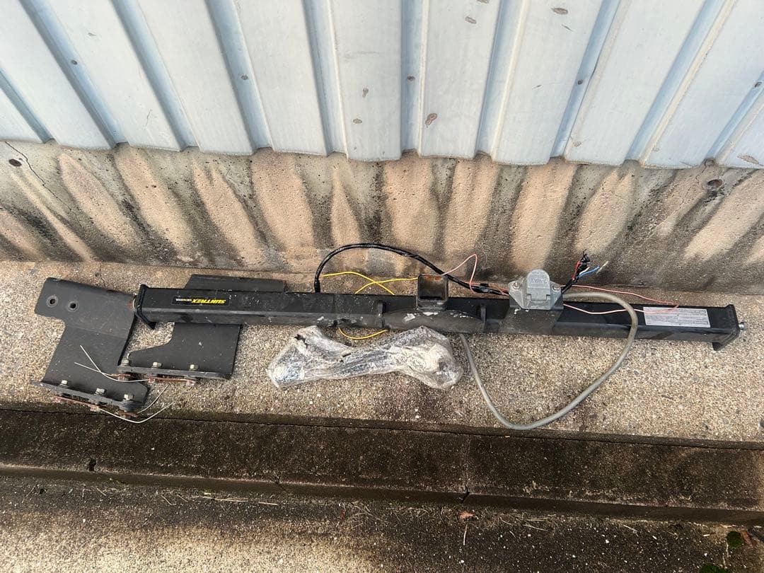 サントレック　ノア80 ヒッチメンバー