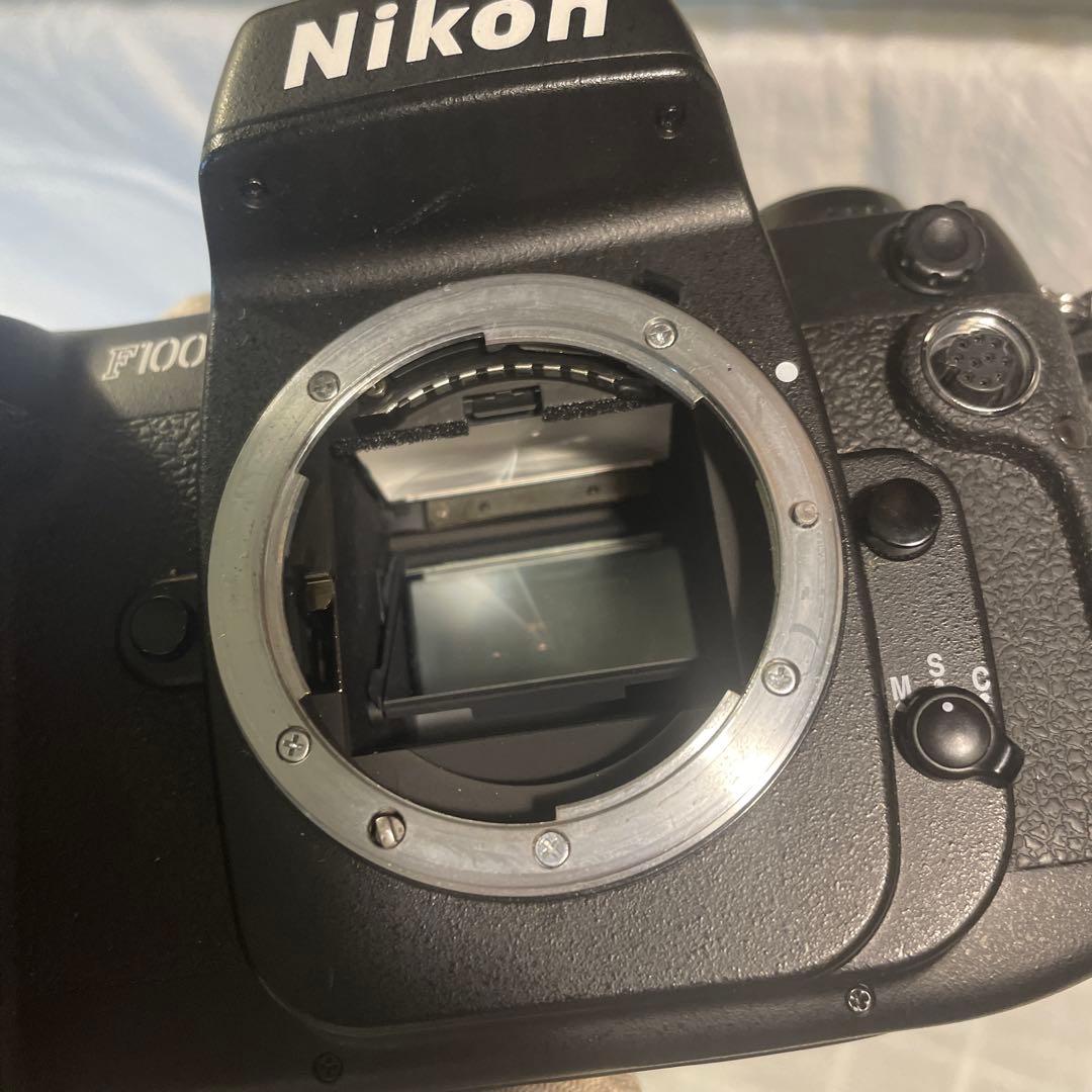 キ*ト様 Nikon F100